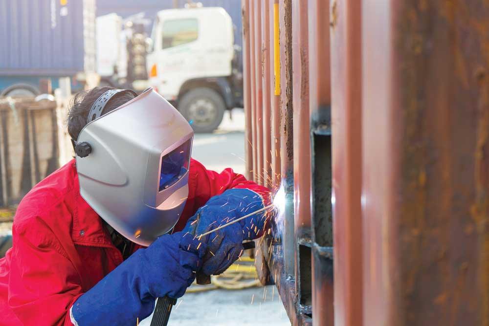 Somos distribuidores de material de protección para soldadores de calidad